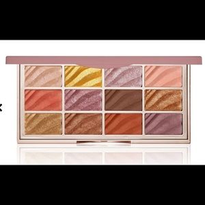 Ciaté The Velvet Palette Eyeshadow Palette